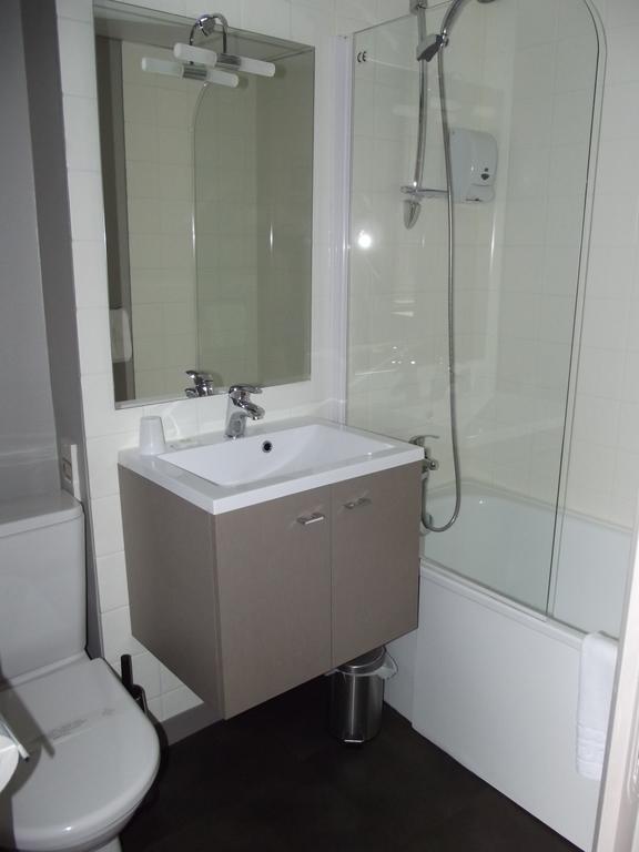Le Minotel Vitre  Room photo